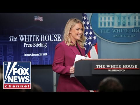 Karoline Leavitt responds to buzz about a possible third Trump term